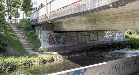 Wanderweg-Unterführung Chriesbach Ringstrasse Dübendorf