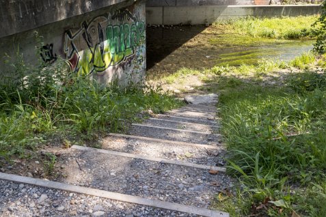 Wanderweg-Unterführung Chriesbach Ringstrasse Dübendorf