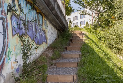 Wanderweg-Unterführung Chriesbach Ringstrasse Dübendorf