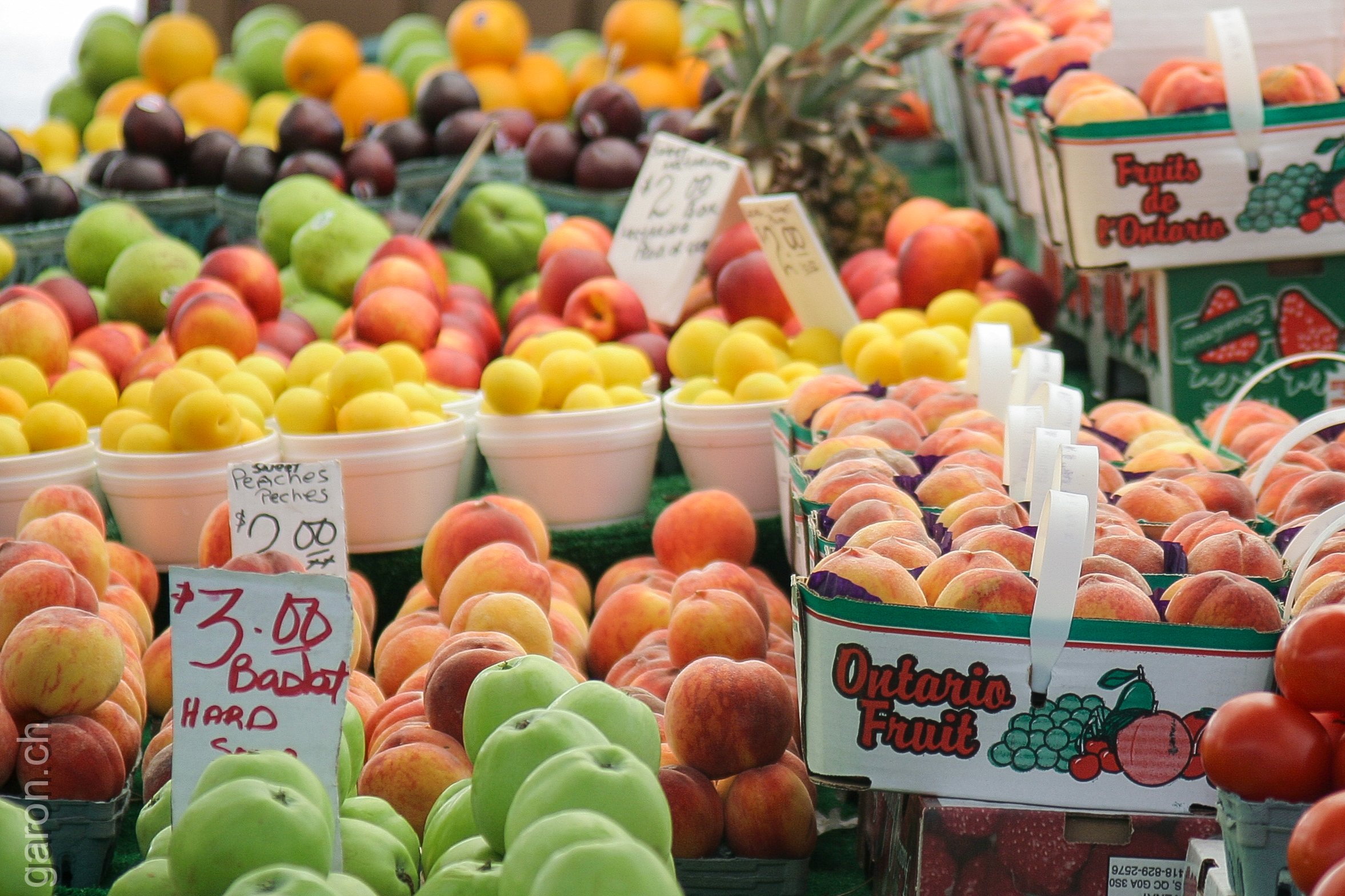 Ottawa ByWard Market Fruits and vegetables
