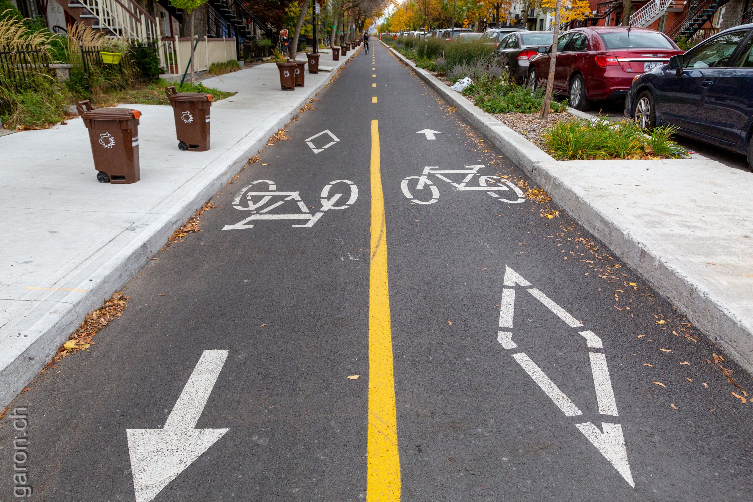 Montréal, Mile End, cycle lane 